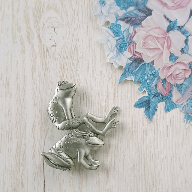 J.J.》 silver tone pewter leapfrog ジェイジェイ ヴィンテージ
