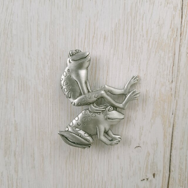 J.J.》 silver tone pewter leapfrog ジェイジェイ ヴィンテージ