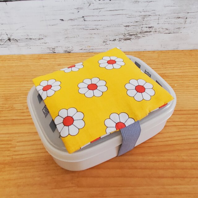 お弁当に！保冷剤ケース付きお弁当箱ゴムバンド ランチベルト レトロ
