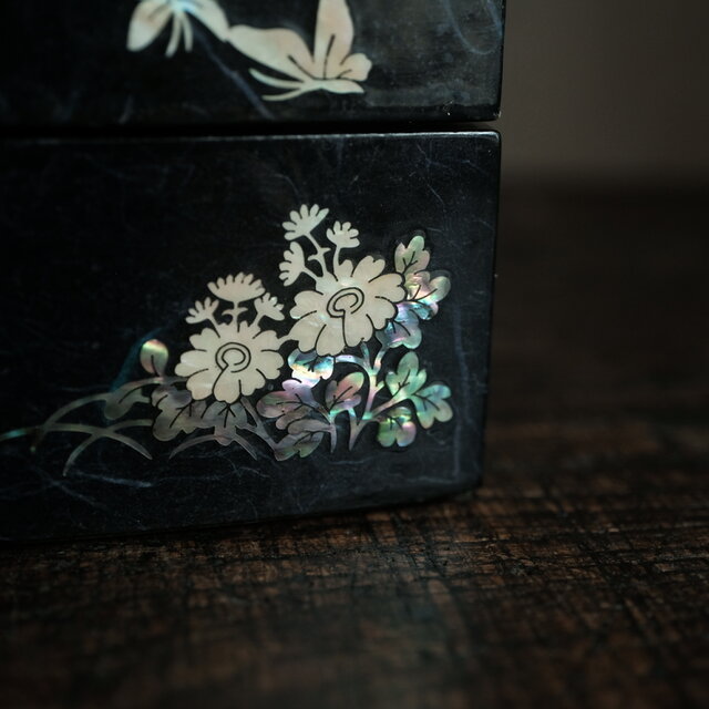 螺鈿細工で素敵◇花と蝶々 ジュエリーボックス 韓国 retro vintage