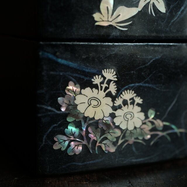 螺鈿細工で素敵◇花と蝶々 ジュエリーボックス 韓国 retro vintage