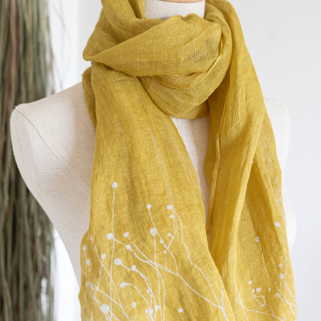 草木染めリネンストール｜Wild Meadow｜Soft Mustard | iichi 日々の