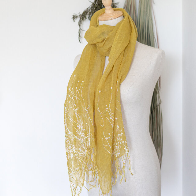 草木染めリネンストール｜Wild Meadow｜Soft Mustard | iichi 日々の
