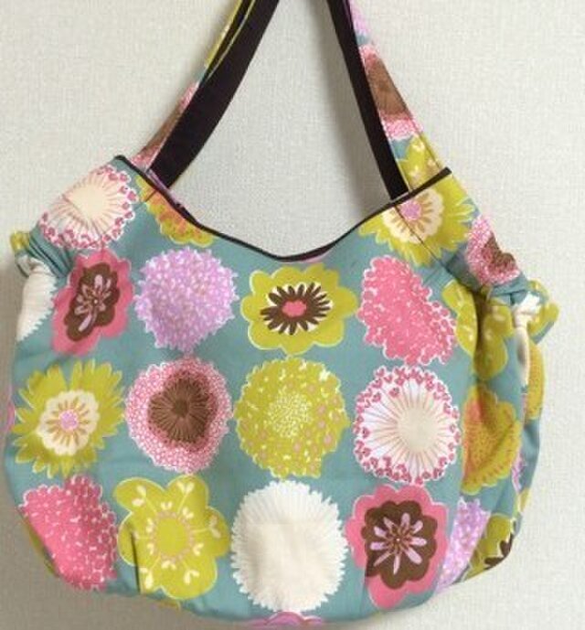 ギャザーグラニーバッグ　〜-北欧風ピンクベジー〜