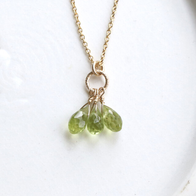 ペリドット3粒ネックレス｜14Kgf｜8月誕生石｜天然石 ー Three Peridot