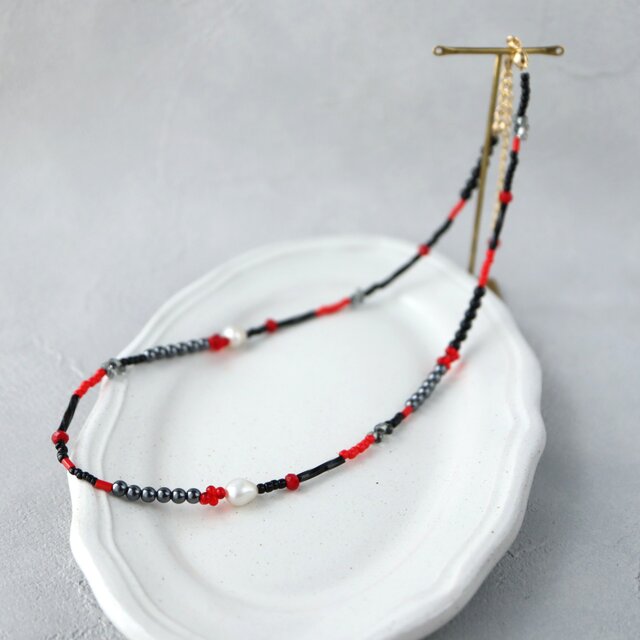 Black&Red 3wayブローチネックレス｜ビーズネックレス｜淡水パール