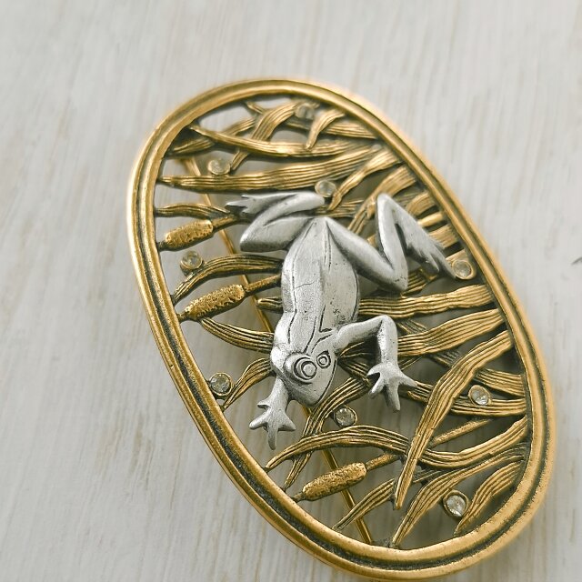 J.J.》 pewter frog among reeds ジェイジェイ ヴィンテージブローチ