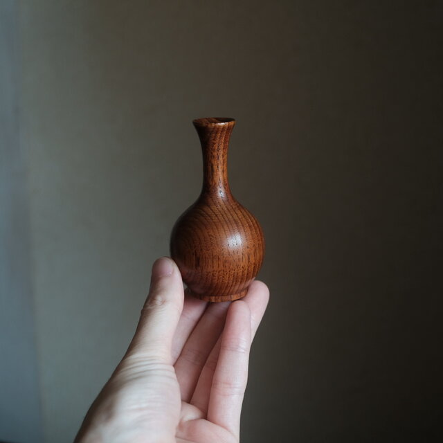 古道具　木工花瓶 美しい木目◇小ぶりで可愛い 一輪挿し木製花瓶 欅 天然木 インテリア