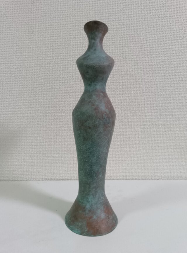 古銅　花瓶　一輪挿 高さ14cm 時代物 純銅1輪挿 ヴィーナス (一点物) | iichi 日々の暮らしを心地よくする