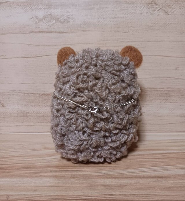 可愛らしいハリネズミのぬいぐるみ マスコット 羊毛フェルト | iichi