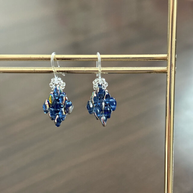 金属アレルギーの方にオススメしたい！【ブルー×シルバー】チェコ