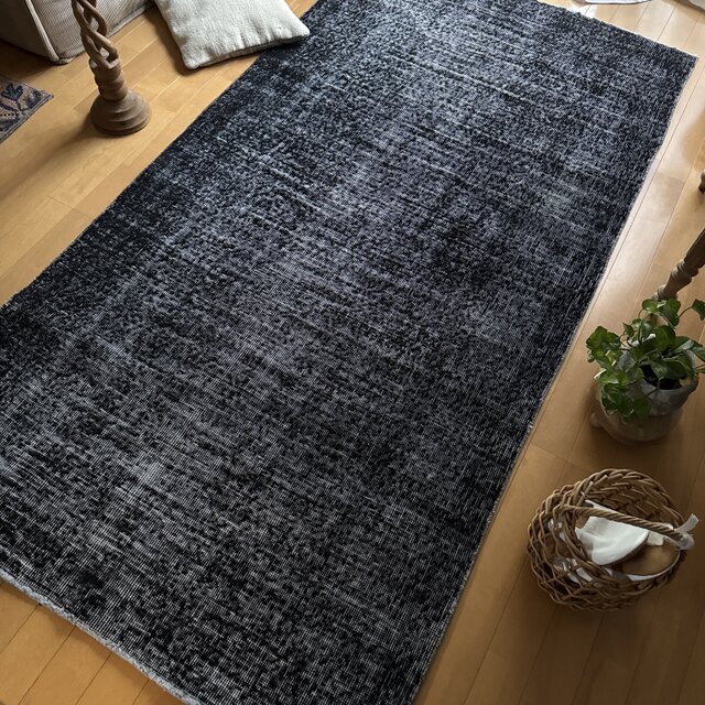 107×206 ブラックオーバーダイ　ワンカラーラグ　トルコヴィンテージラグ 107×206 ブラックオーバーダイ ワンカラーラグ トルコヴィンテージラグ