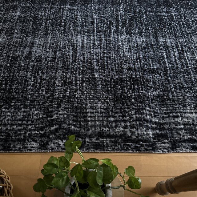 107×206 ブラックオーバーダイ ワンカラーラグ トルコヴィンテージラグ