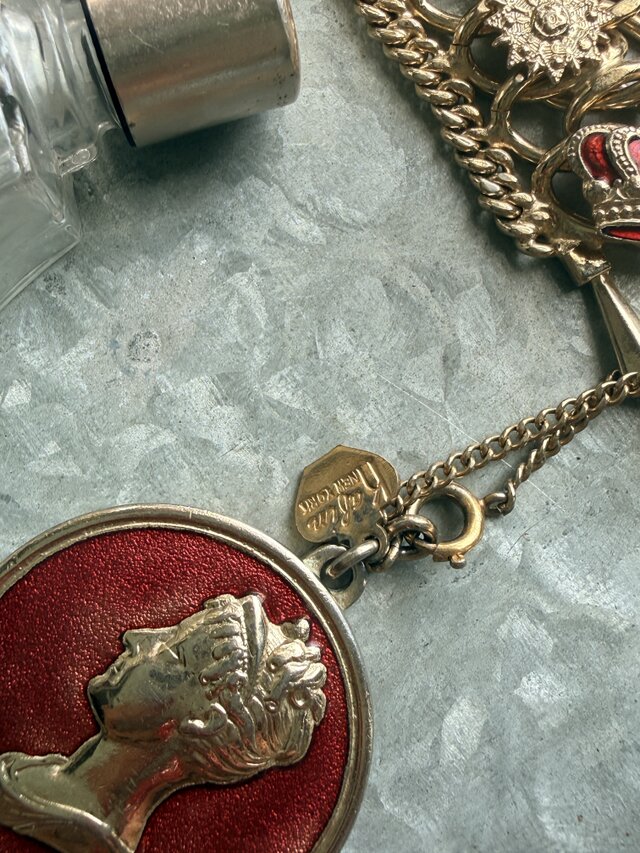 B170-【 KAFIN NEW YORK 】ヴィンテージブレスレット Heraldic Motifs 