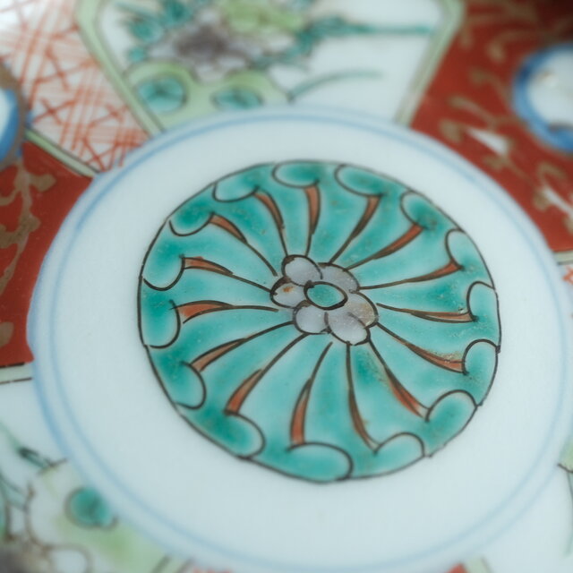 赤と浅葱色◇花と蝶。伊万里 花鳥文錦手金彩小皿 骨董/antiques 器 古