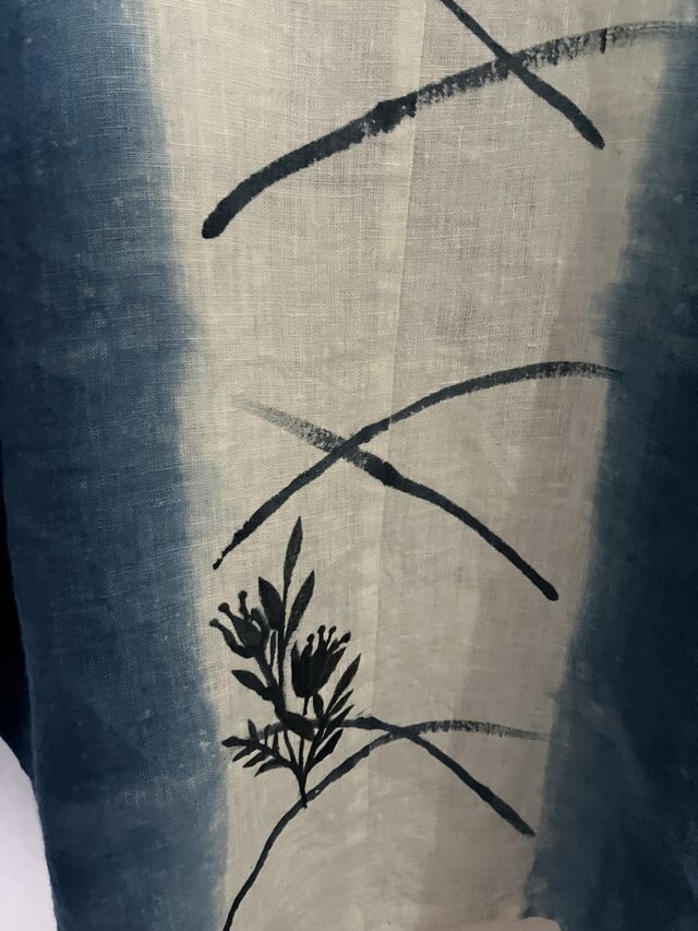 麻100%藍染グラデーショ手書きプルオーバー | iichi 日々の暮らしを 