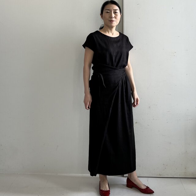 アシンメトリーラップワンピース(ブラック) | iichi 日々の暮らしを
