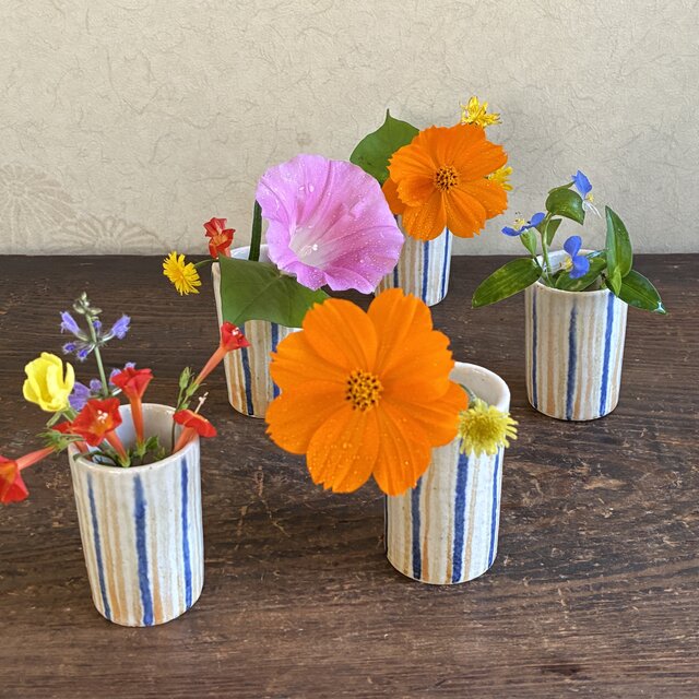 十草の筒形ミニ花入れ 一輪挿し 花器 和陶器 | iichi 日々の暮らしを