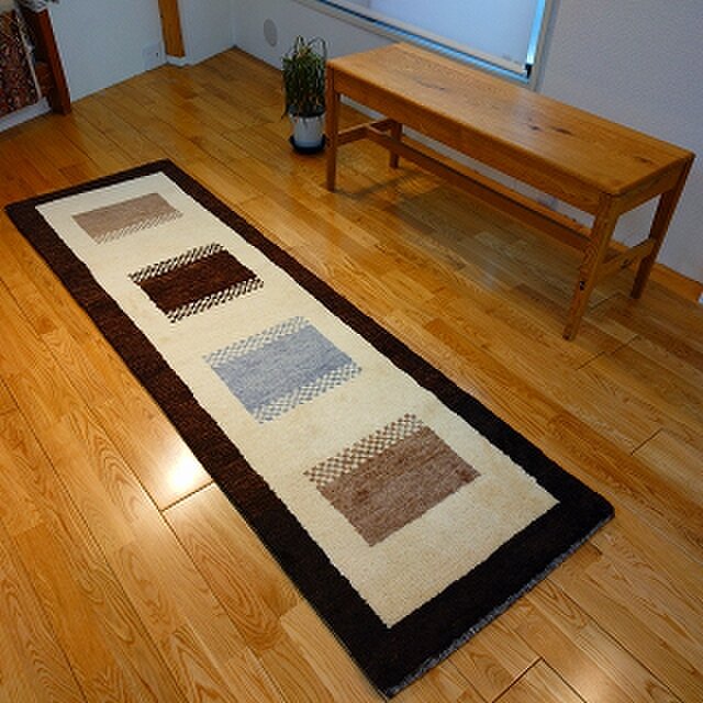 ハンドメイド 夏はさらさら 新商品 ゆるギャッベ ラグ 202x61㎝ 天然