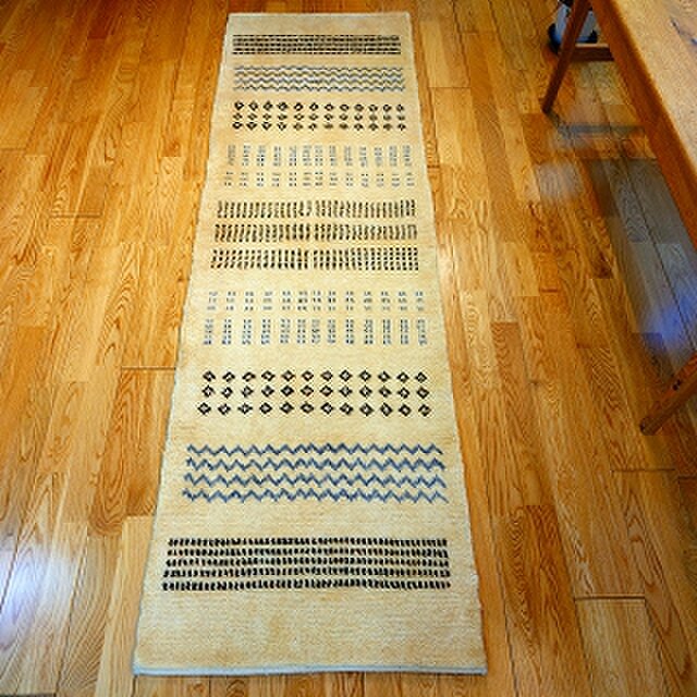ハンドメイド 夏はさらさら 新商品 ゆるギャッベ ラグ 201x60㎝ 天然