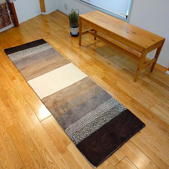 ハンドメイド 夏はさらさら 新商品 ゆるギャッベ ラグ 203x62㎝ 天然