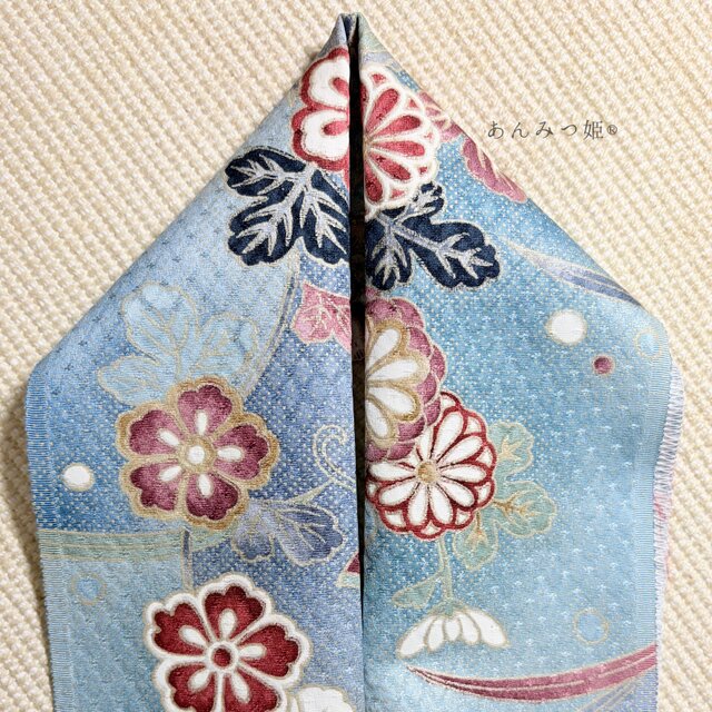 正絹の半衿 花舞 | iichi 日々の暮らしを心地よくするハンドメイドや