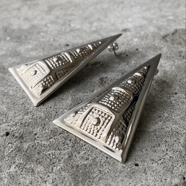 Vintage 80s-90s USA retro silver tone triangle pierce | iichi 日々