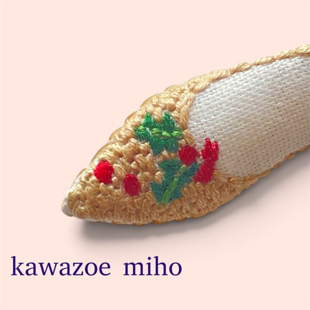 shoe shoe shoe刺繍ブローチNo.86 | iichi 日々の暮らしを心地よくする
