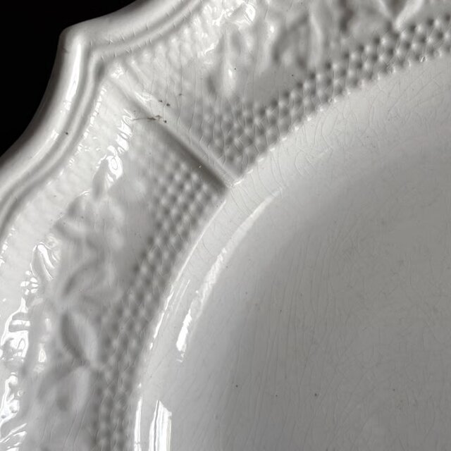 Rambervillers ランヴェルヴィレ レリーフ 平皿 フランス アンティーク