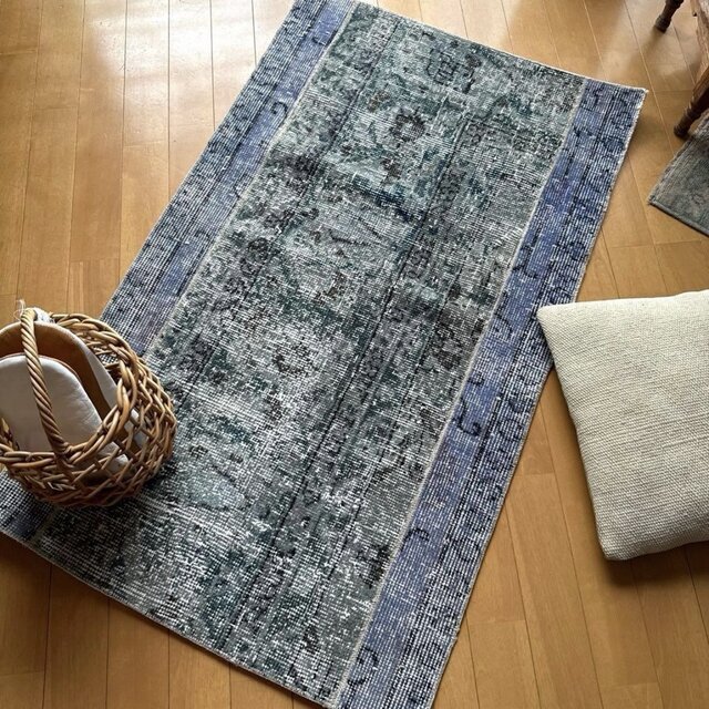 65×106 パッチワーク 空色ブルー×ラムネ色 トルコヴィンテージラグ