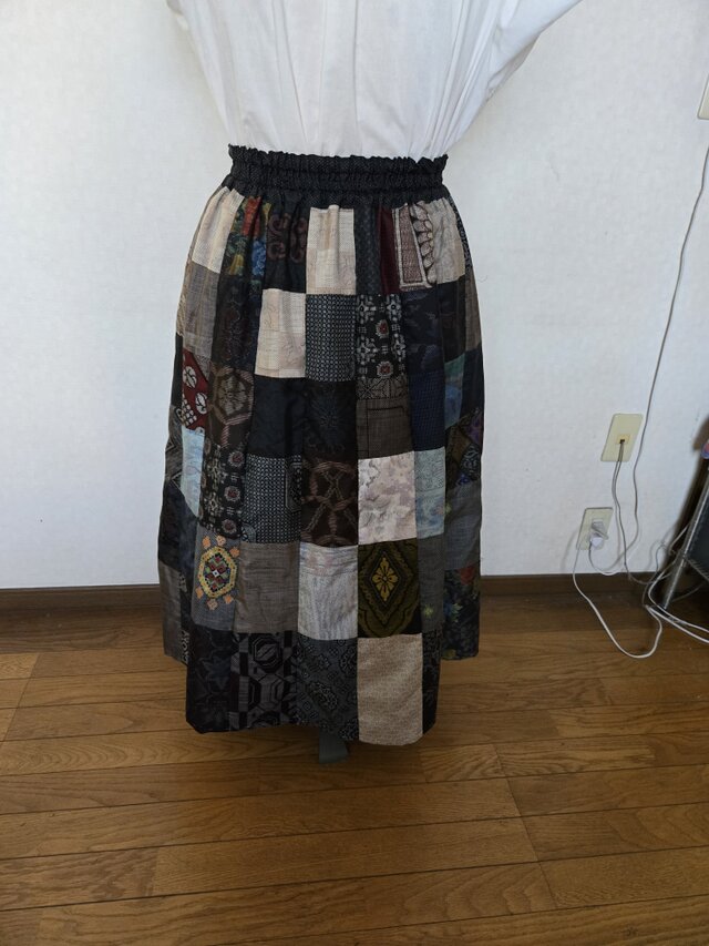 最高級・大島紬】絹の万華鏡 贅沢パッチワークのフレアロングスカート