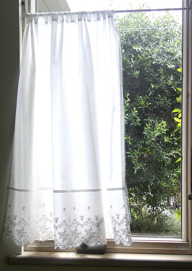 cutwork刺繍×CottonVoile caféstyle | iichi 日々の暮らしを心地よく