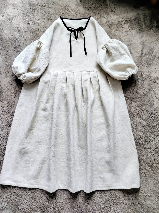 生成りリネンパフスリーブゆったりワンピース | iichi 日々の暮らしを