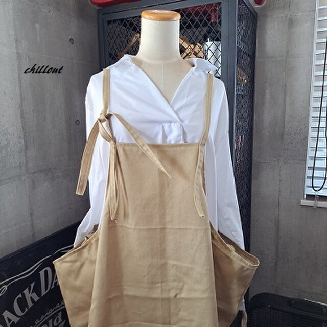 背中がかわいい】エプロンドレス：デニム：ベージュ【1107】 | iichi
