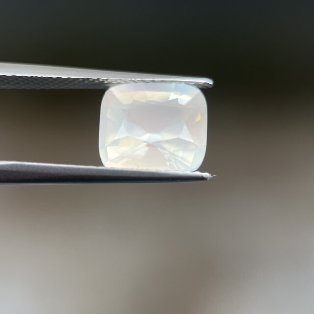 スリランカ産非加熱天然ムーンストーンルース | iichi 日々の暮らしを