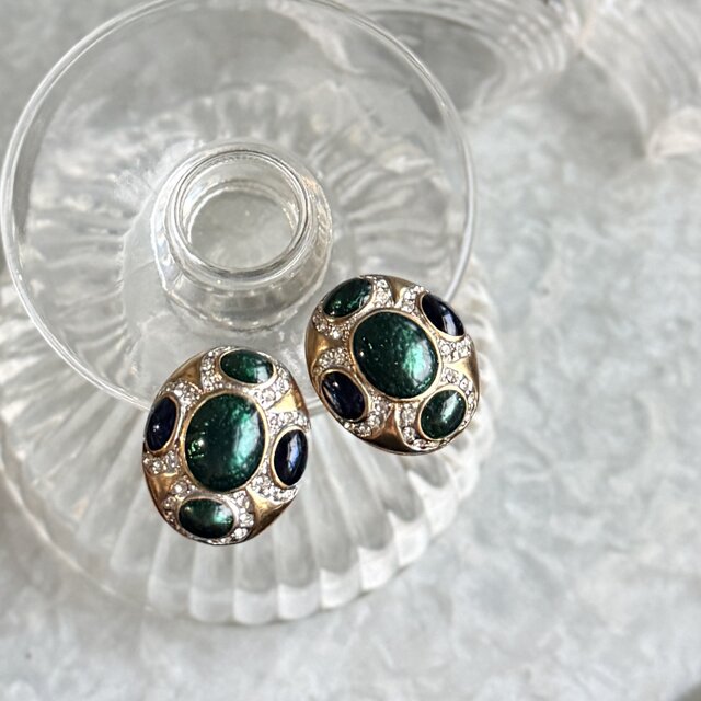 Y1262-ヴィンテージイヤリング U.S.A. 1970-80's Emerald Green & Navy