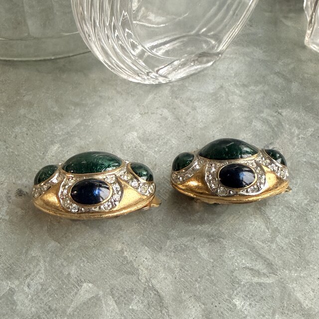 Y1262-ヴィンテージイヤリング U.S.A. 1970-80's Emerald Green & Navy