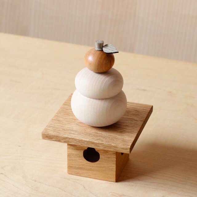 早割価格 木の鏡餅 箱付き 小サイズ 道産材 木製 | iichi 日々の暮らし