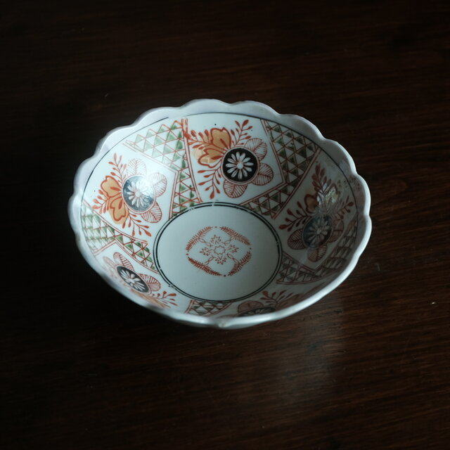 花とリーフ◇時代物波縁印判鉢 骨董・antiques アンティーク和食器 古