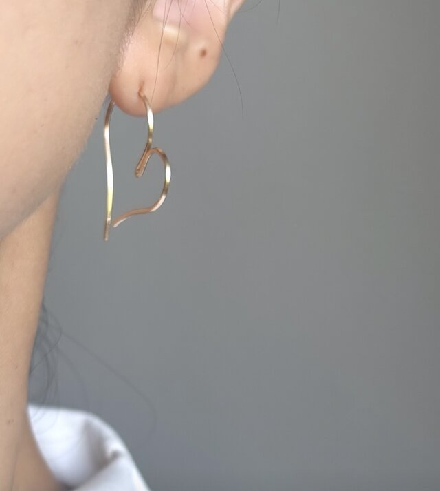 期間限定】【秋の福袋】14kgf diagonal キャッチレスフープピアス