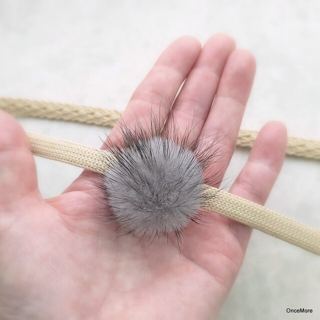 ♡ まるむし ♡様　◆29 *️⃣78 ⭐22 ✿63 ミンクファー 現品限り】うさぎのしっぽ？ミンクファーの帯留め | iichi 日々の