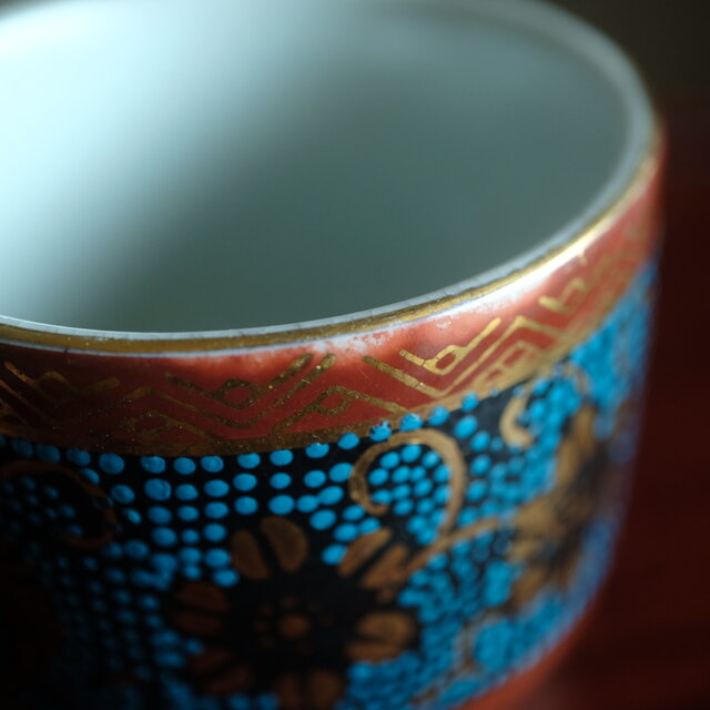九谷焼◇青粒金彩湯呑み 茶器 古民家 工芸品 骨董 古美術 レトロ 昭和