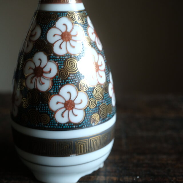 花と渦◇九谷焼 花文青粒金彩徳利 酒器 工芸品 骨董 古美術 インテリア