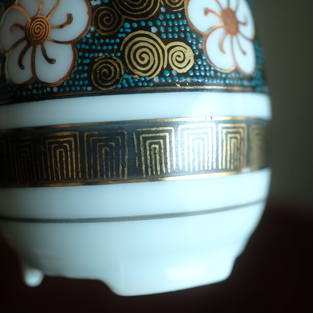 花と渦◇九谷焼 花文青粒金彩徳利 酒器 工芸品 骨董 古美術 インテリア