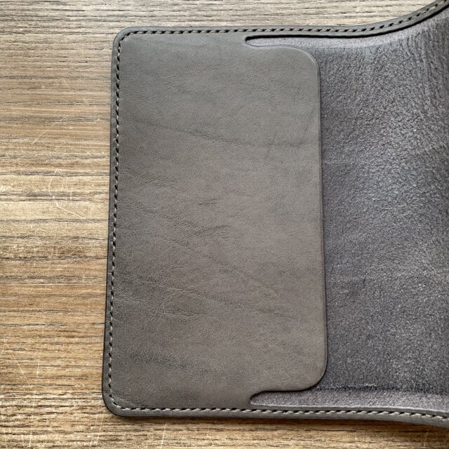 限定品／文庫本サイズ》レザーブックカバー（Cenere／Topo） | iichi