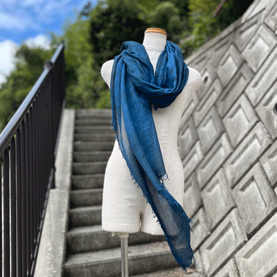 藍と柿渋重ね綿ストールK26062 | iichi 日々の暮らしを心地よくする
