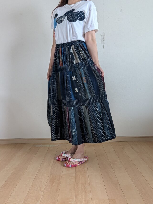 着物リメイク　絣(木綿)のパッチワークティアードスカート 着物リメイク 手作り 絣 パッチワーク ティアードスカート | iichi