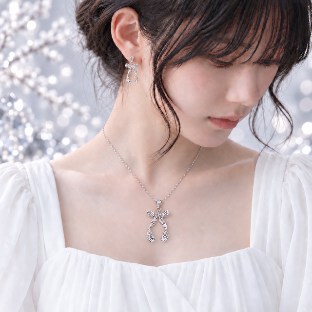 ribbon レースのリボン ネックレス | iichi 日々の暮らしを心地よく