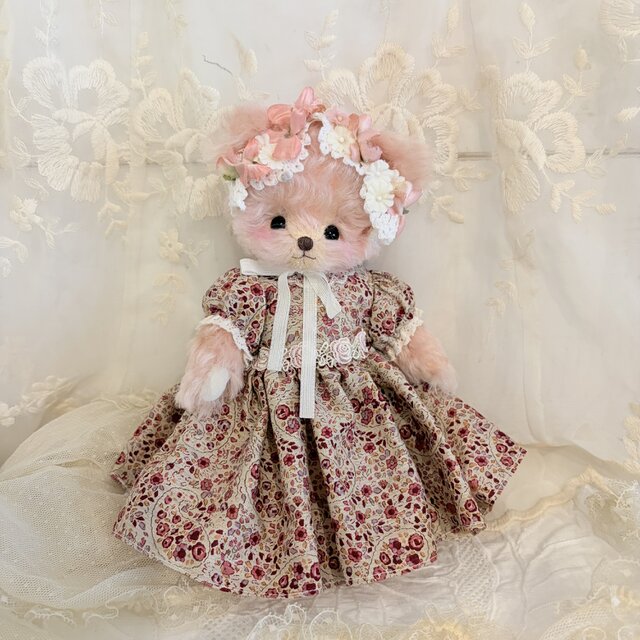 テディベア 国内作家様 ボンネットの女の子 お花のボンネット・ロザリー【ピンク】 | iichi 日々の暮らしを