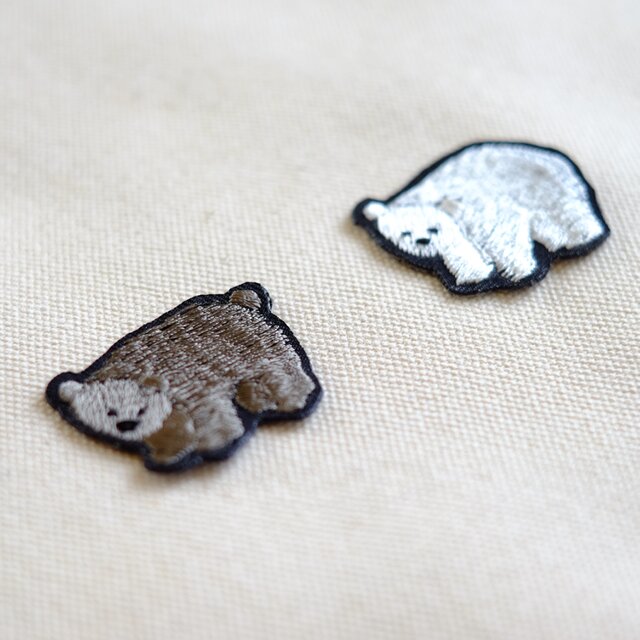 刺繍ワッペン/くま | iichi 日々の暮らしを心地よくするハンドメイドや